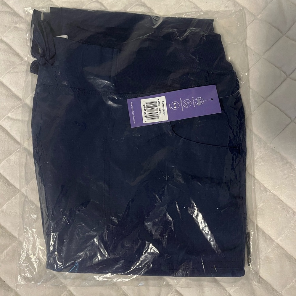 NWT Large Navy HeartSoul Break on Through Drawstring Jogger Scrub Pants - Picture 2 of 4